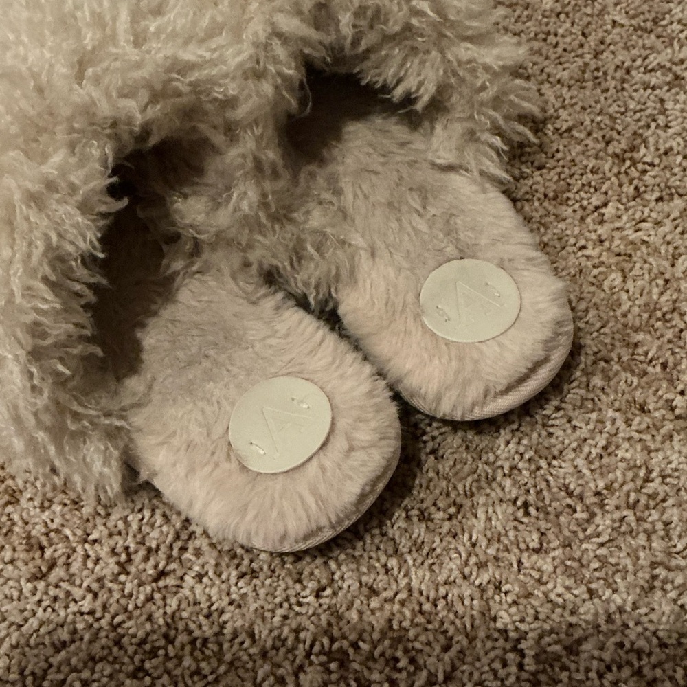 Anthropology Sherpa slippers - Picture 3 of 4